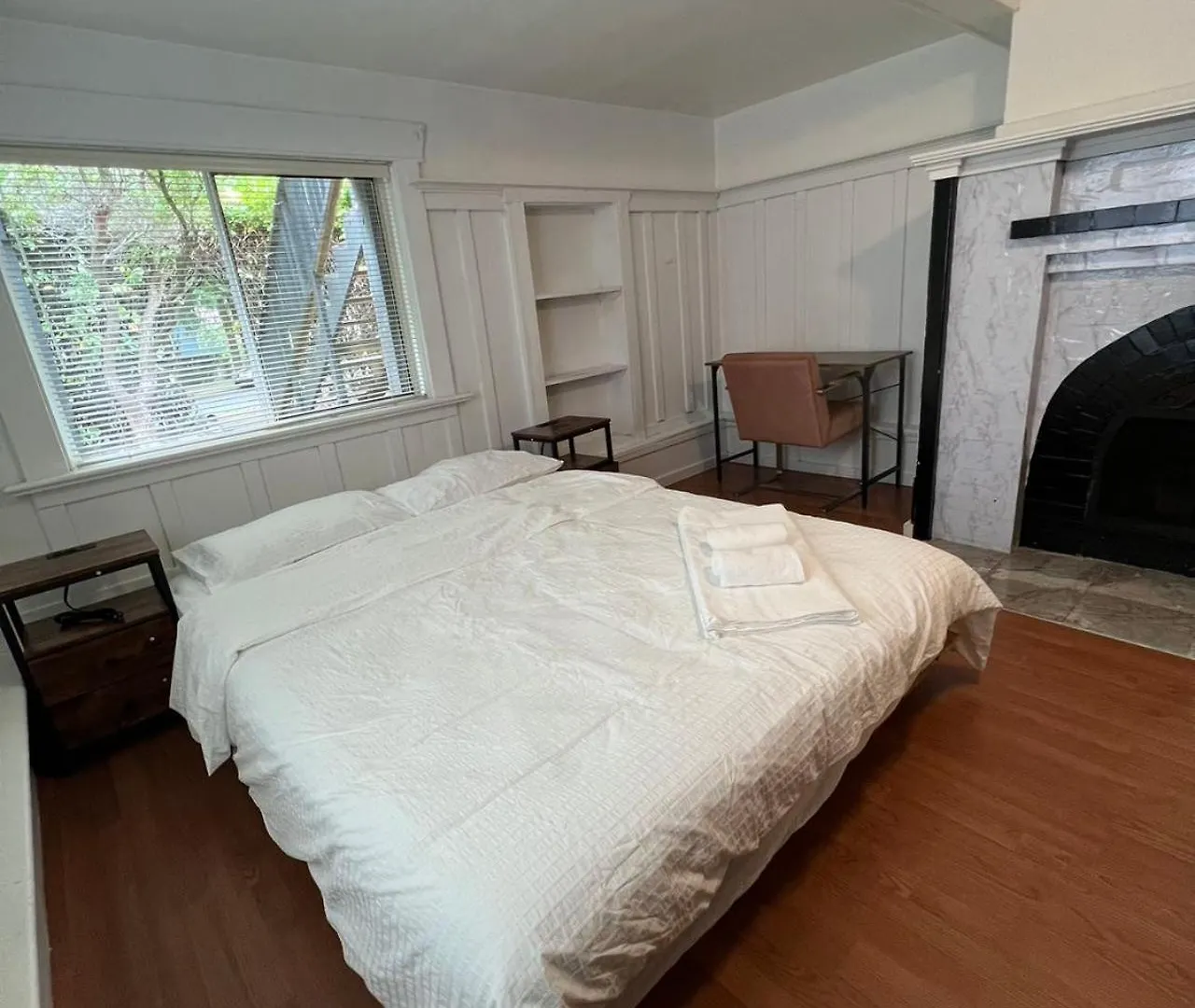 Homestay Larch House In Vancouver West Canada